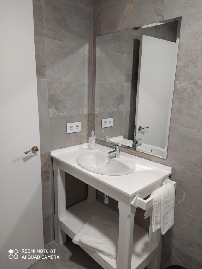 Hostal La Taurina Santa Olalla  エクステリア 写真